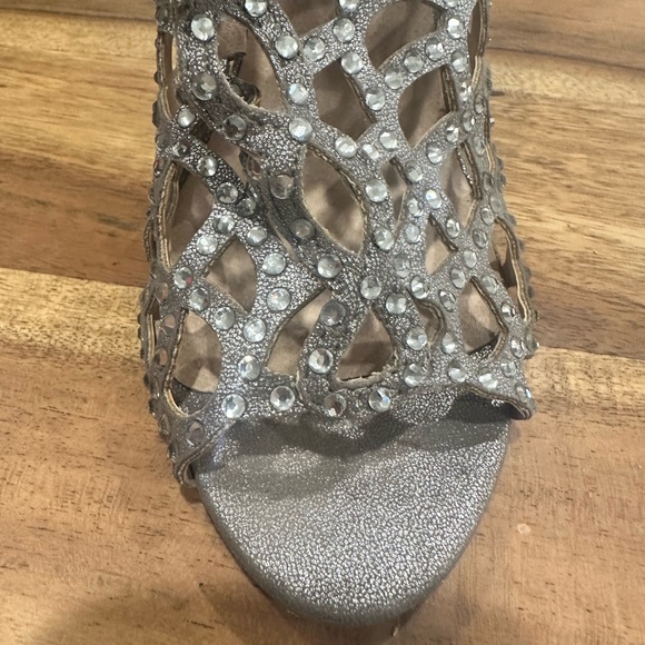 Nine West Silver Rhinestones Cutout Heels - Picture 5 of 7